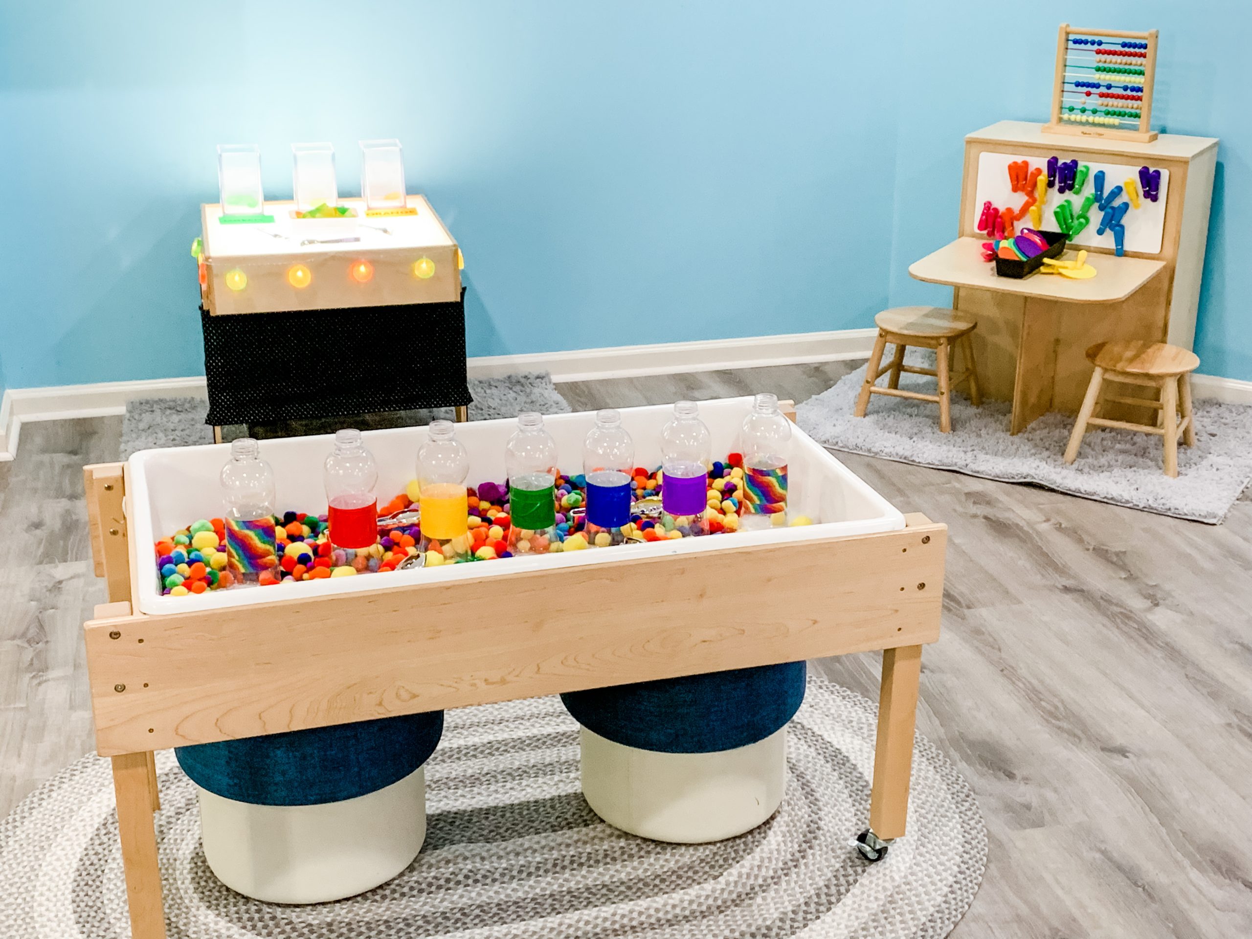 preschool classroom sensory table