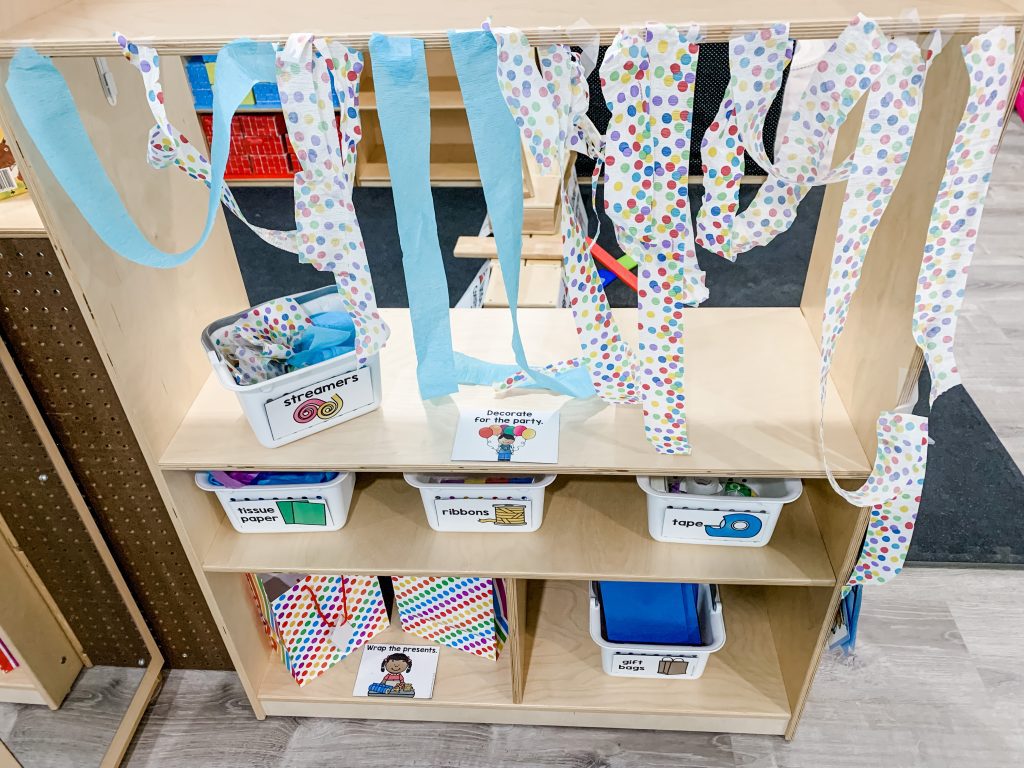 birthday party dramatic play - streamers