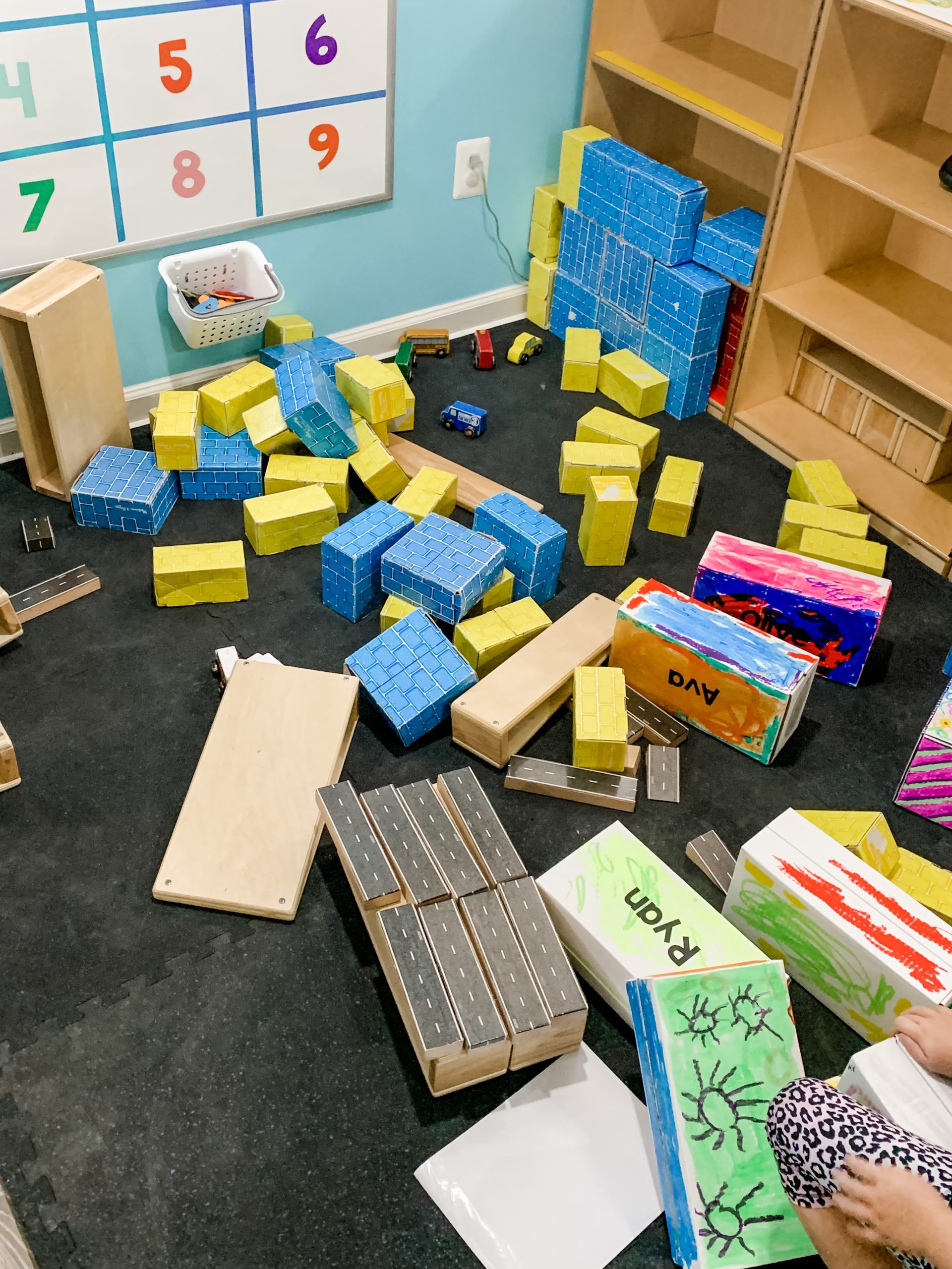 messy blocks preschool classroom