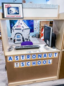 Astronaut School entrance